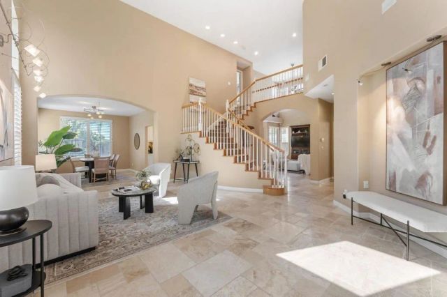 12204 Briar Knoll Way, San Diego, CA 92128