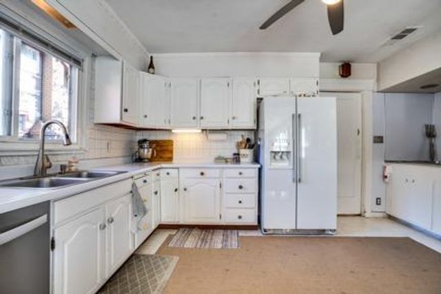 1705 Lucerne Ave, Stockton, CA 95203