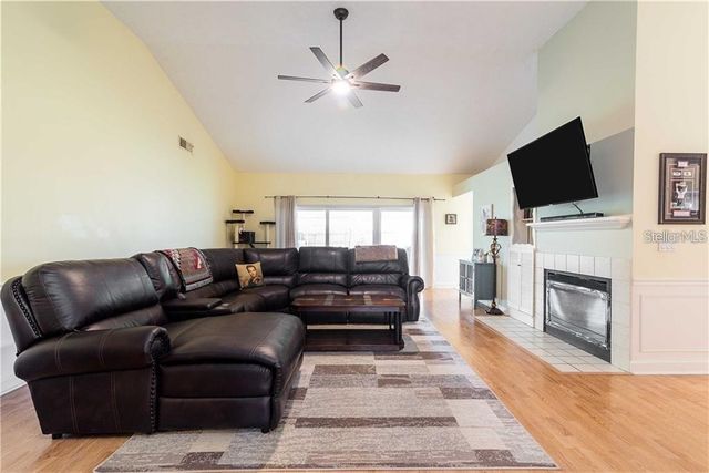 1907 CORAL TREE COURT, Brandon, FL 33511