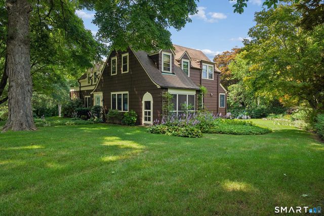 37 Bettswood Road, Norwalk, CT 06851