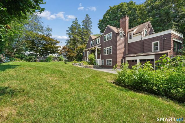 37 Bettswood Road, Norwalk, CT 06851