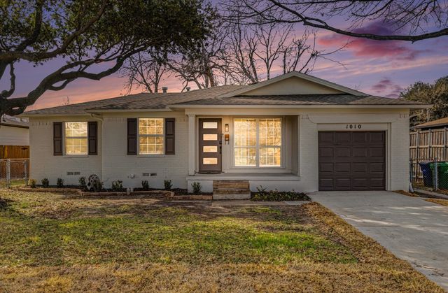 1010 Noble Avenue, Carrollton, TX 75006