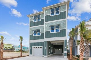 7403 Grand Navarre Blvd, Navarre Beach, FL 32566
