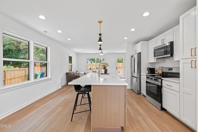 420 Peyton Street, Raleigh, NC 27610
