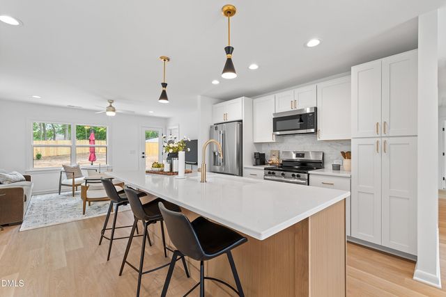 420 Peyton Street, Raleigh, NC 27610