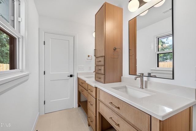 420 Peyton Street, Raleigh, NC 27610