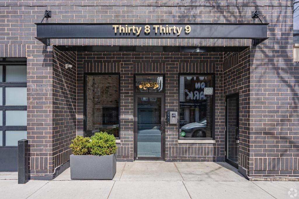3839 N Clark Street 304, Chicago, IL 60613