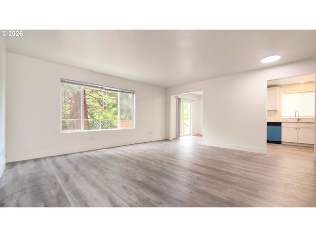 1940 Se 143RD Ave, Portland, OR 97233