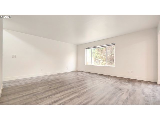 1940 Se 143RD Ave, Portland, OR 97233