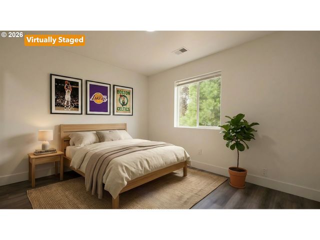 1940 Se 143RD Ave, Portland, OR 97233
