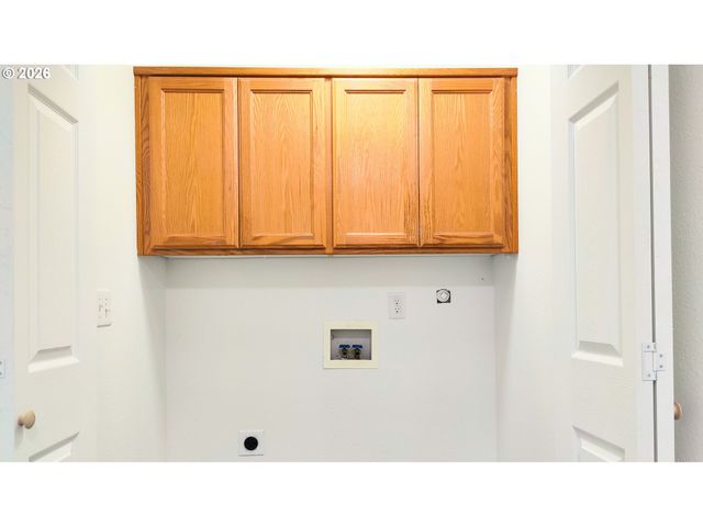 1940 Se 143RD Ave, Portland, OR 97233