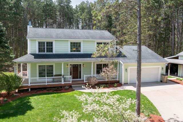 4530 Summit Forest Drive, Rockford, MI 49341
