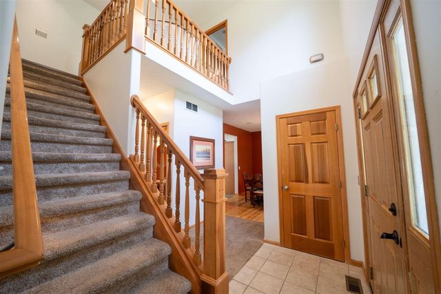 4530 Summit Forest Drive, Rockford, MI 49341