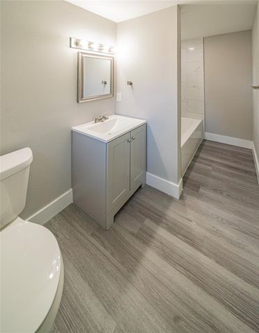 5718 Cherry, Houston, TX 77026