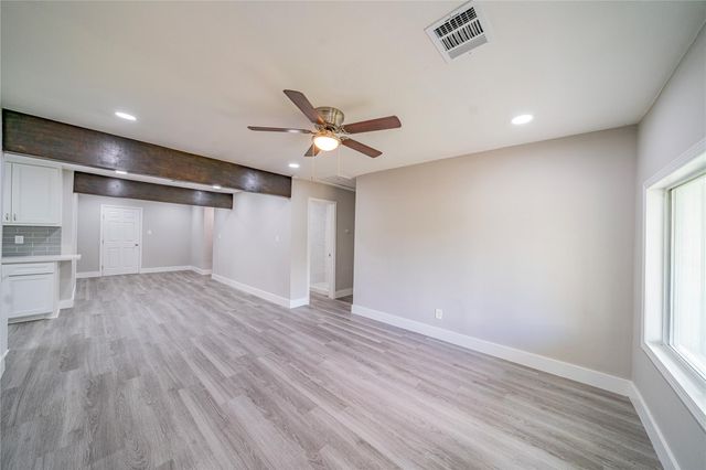 5718 Cherry, Houston, TX 77026