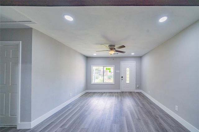 5718 Cherry, Houston, TX 77026