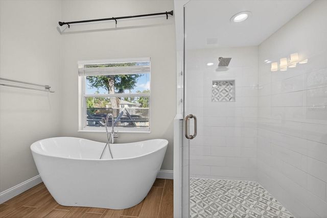 4207 W TACON STREET, Tampa, FL 33629