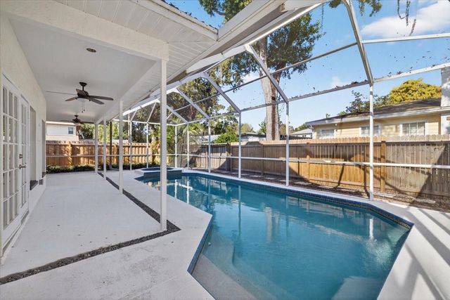 4207 W TACON STREET, Tampa, FL 33629