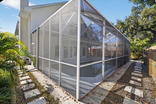 4207 W TACON STREET, Tampa, FL 33629