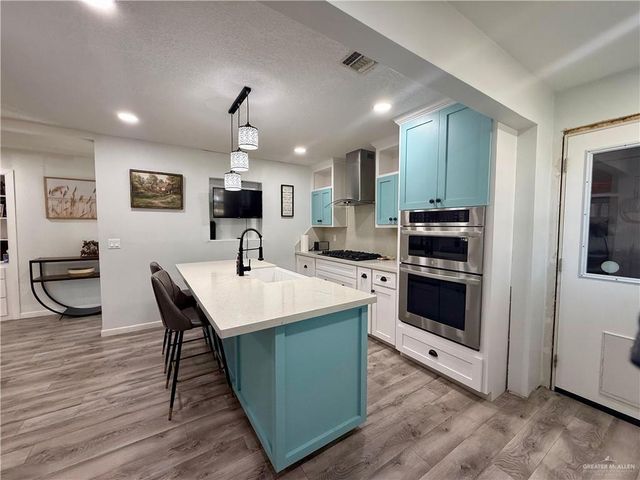 1205 Elm Street, Mission, TX 78572