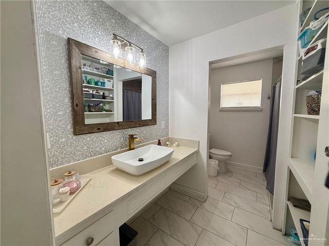 1205 Elm Street, Mission, TX 78572