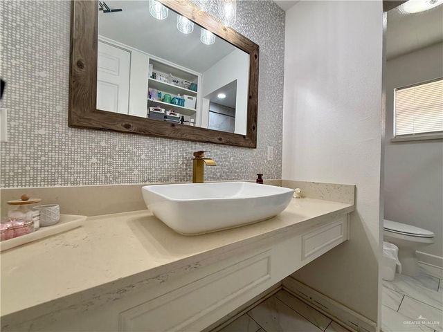 1205 Elm Street, Mission, TX 78572