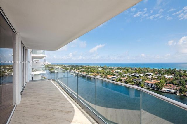 19707 Turnberry Way 20H, Aventura, FL 33180