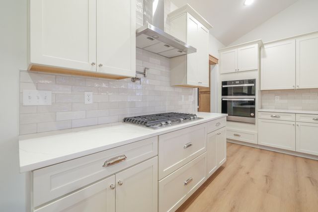 1823 Constitution Street, Sycamore, IL 60178