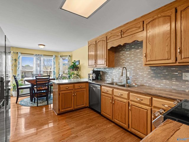 131 Amberwood Drive, Harvest, AL 35749