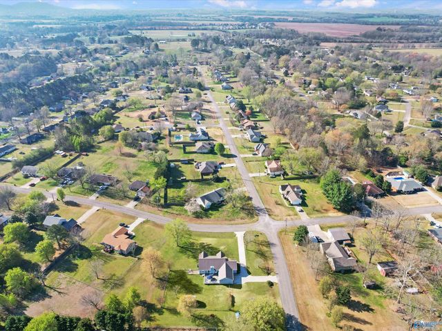 131 Amberwood Drive, Harvest, AL 35749