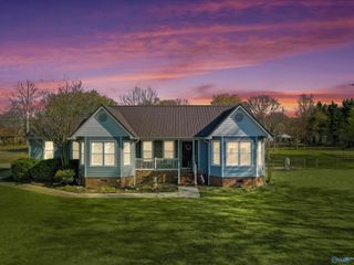 131 Amberwood Drive, Harvest, AL 35749