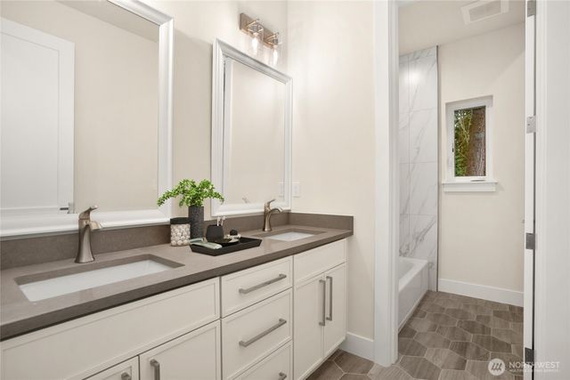 9929 228th Place SE, Woodinville, WA 98077