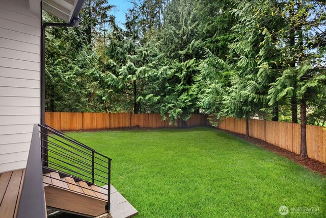 9929 228th Place SE, Woodinville, WA 98077