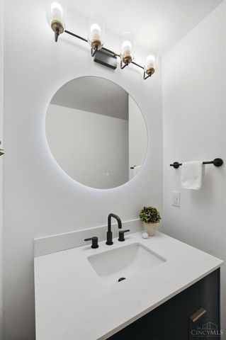 7197 Braemer Lane, West Chester, OH 45069