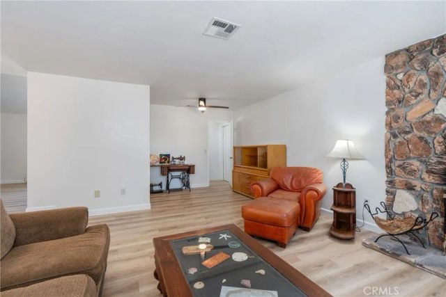 16230 Rodeo Street, Hesperia, CA 92345