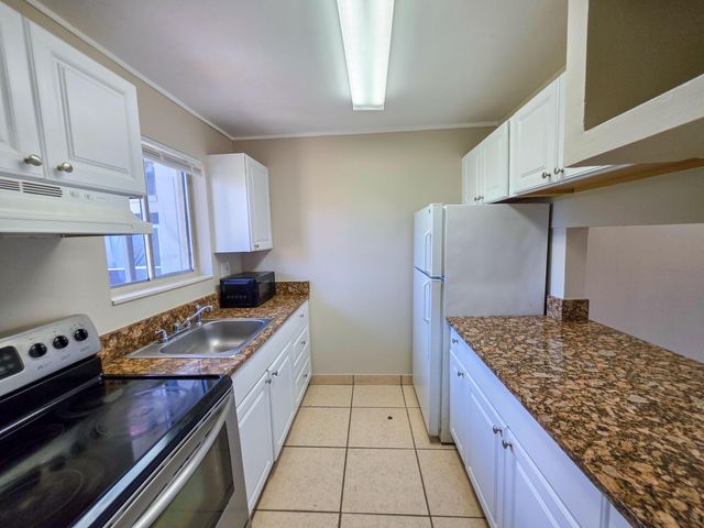 6100 Forest Hill Boulevard 109, West Palm Beach, FL 33415