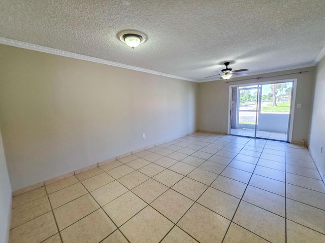 6100 Forest Hill Boulevard 109, West Palm Beach, FL 33415