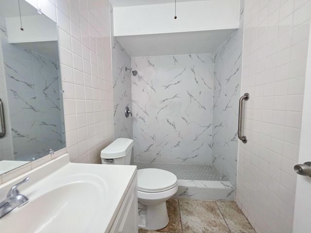 6100 Forest Hill Boulevard 109, West Palm Beach, FL 33415