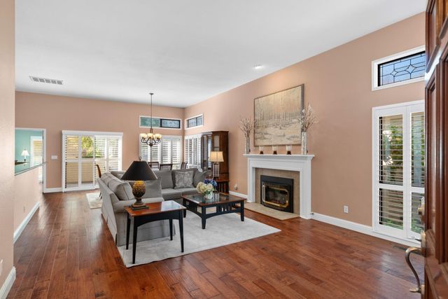 2438 Central Park Dr, Lodi, CA 95242