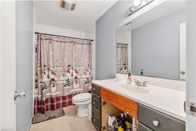 906 NE 2nd AVE, Cape Coral, FL 33909