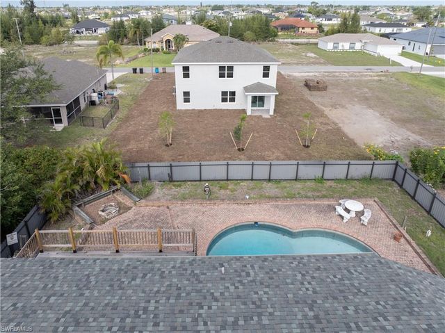 906 NE 2nd AVE, Cape Coral, FL 33909