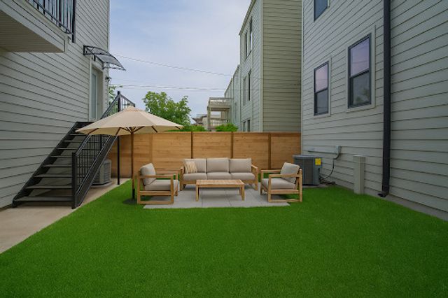 3720 N Racine Avenue 1, Chicago, IL 60613