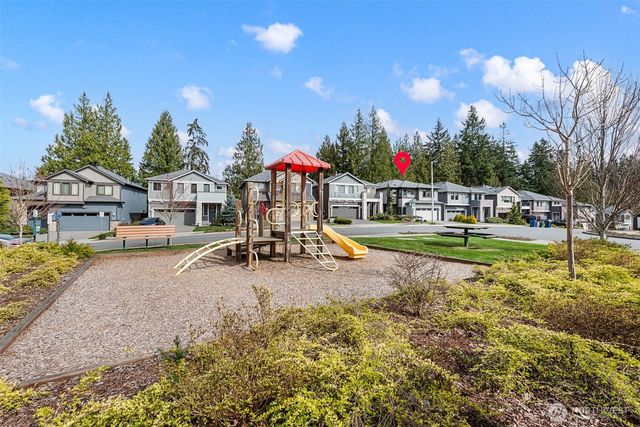 1421 184th Street SW, Lynnwood, WA 98037