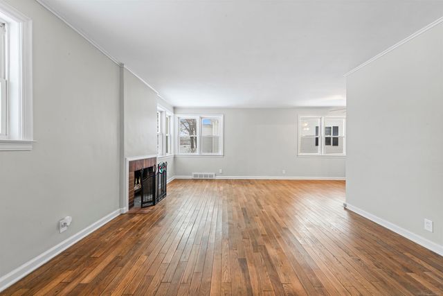 303 E Mill Street, Capac, MI 48014