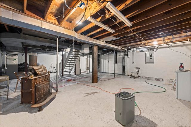 303 E Mill Street, Capac, MI 48014