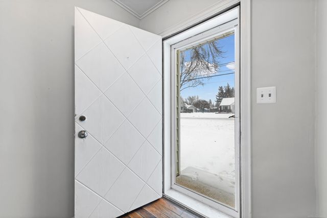 303 E Mill Street, Capac, MI 48014