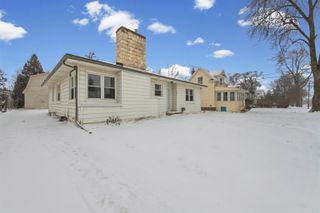 303 E Mill Street, Capac, MI 48014