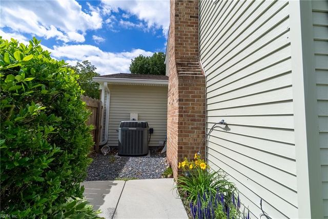 1768 Olympic DR, Virginia Beach, VA 23453