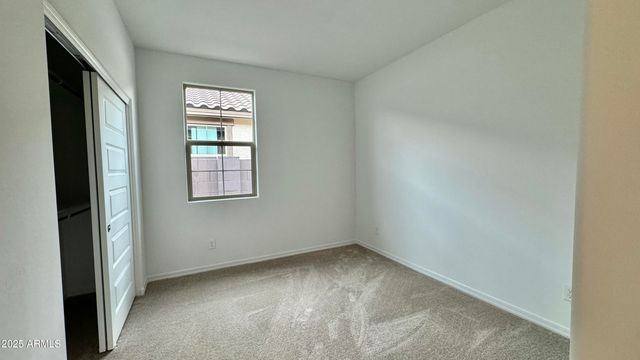 10214 W INDIANOLA Avenue, Avondale, AZ 85392