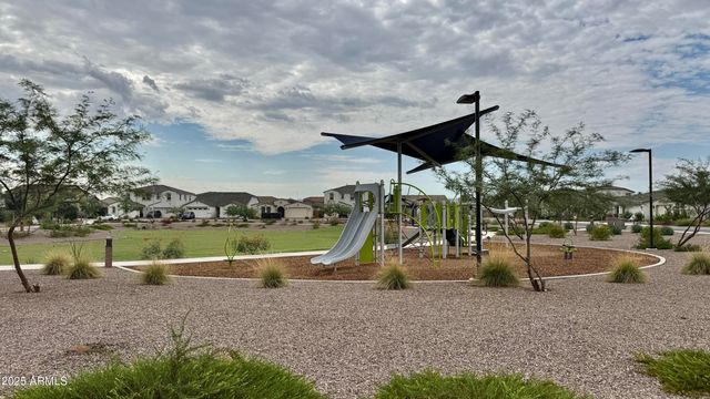 10214 W INDIANOLA Avenue, Avondale, AZ 85392